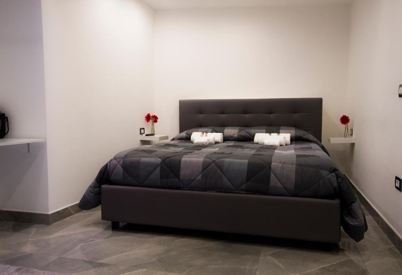 Suite Napoli Sotterranea Con Vasca Idromassaggio Exterior foto